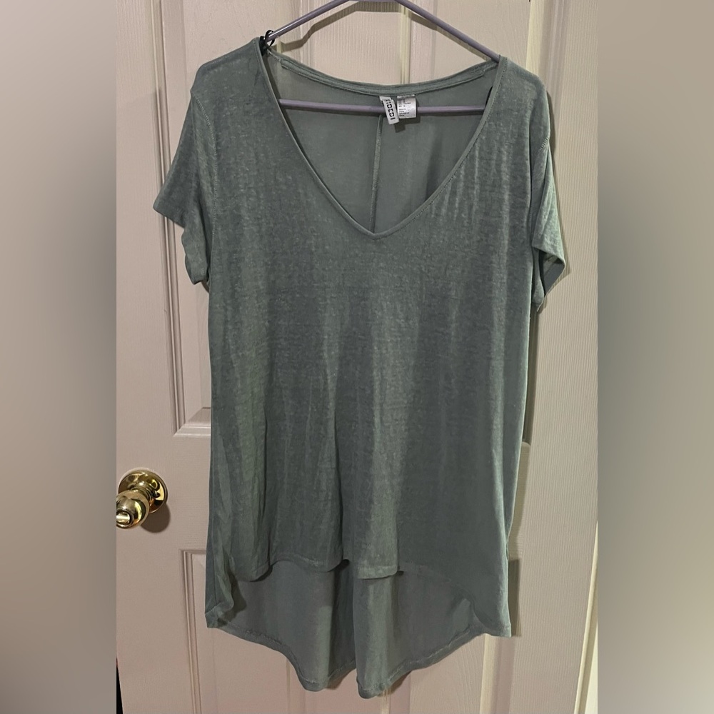 Green burnout hi-low tee